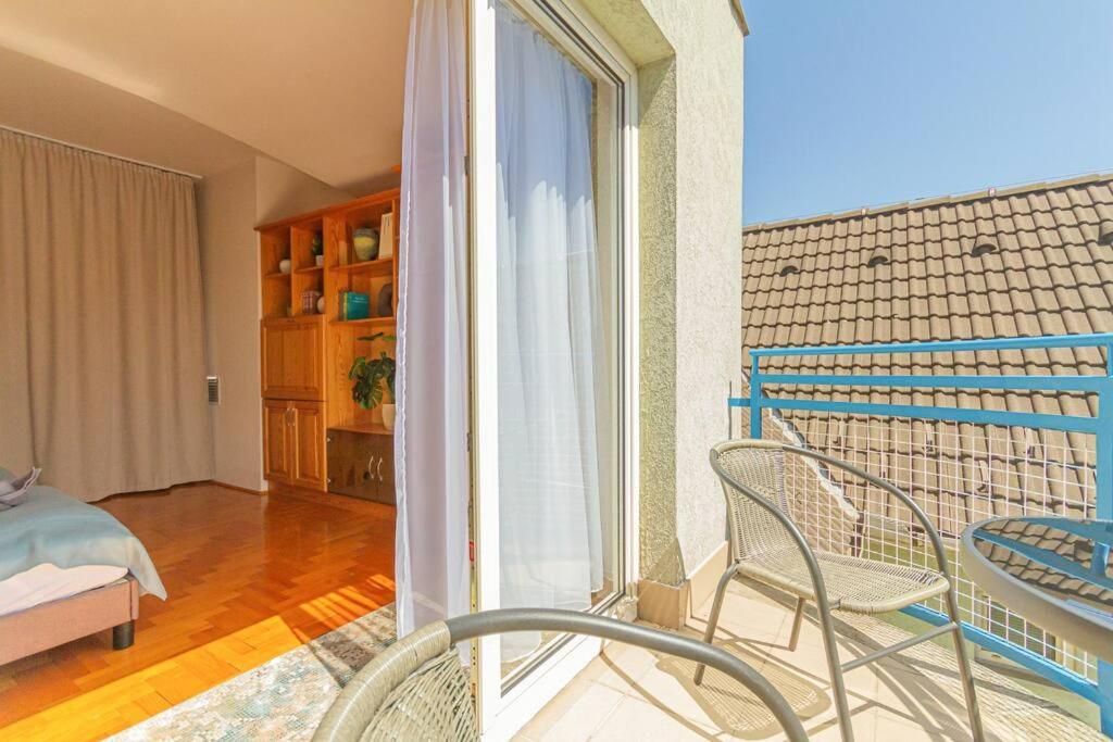 Roomy Apartment 80Sqm At City Center Free Parking Space, Ac & Balcony Будапешт Екстер'єр фото