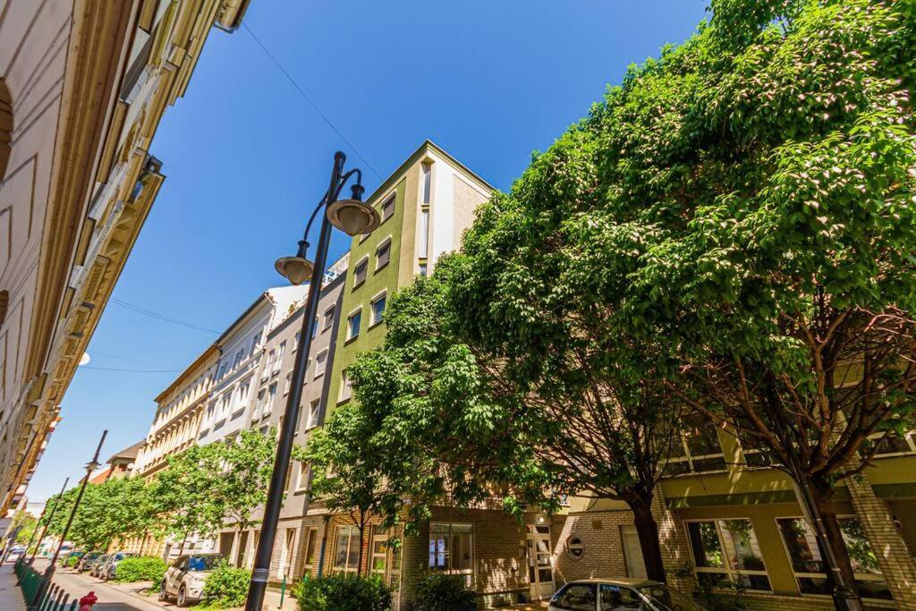 Roomy Apartment 80Sqm At City Center Free Parking Space, Ac & Balcony Будапешт Екстер'єр фото