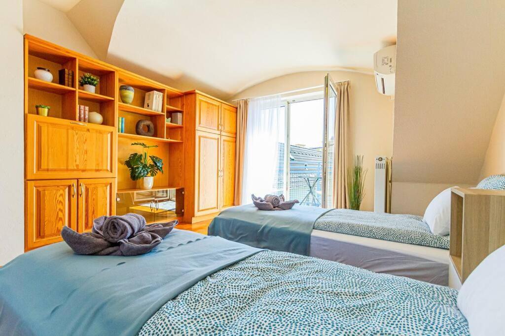 Roomy Apartment 80Sqm At City Center Free Parking Space, Ac & Balcony Будапешт Екстер'єр фото